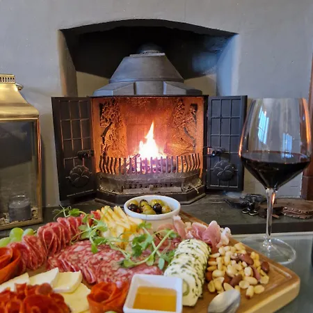 Sawrey House 3*