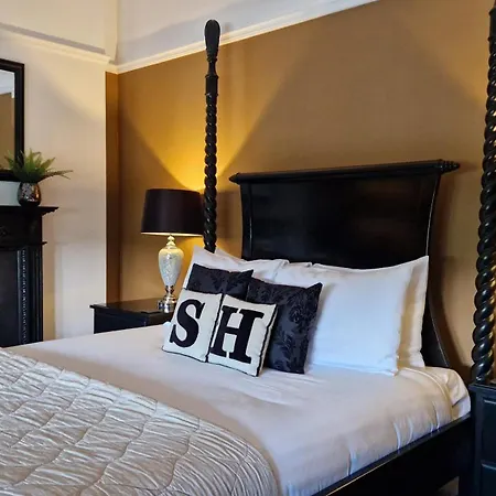 Sawrey House 3*