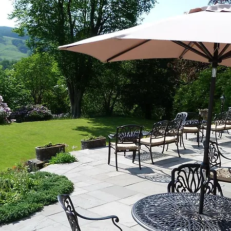 Sawrey House & Restaurant 3*