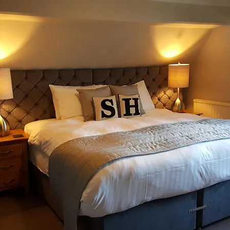 Sawrey House & Restaurant Hotel