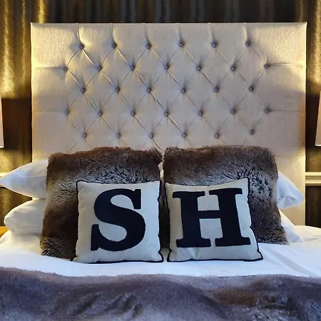 Sawrey House & Restaurant Hotel 3*