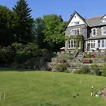 Sawrey House Hotel 3*